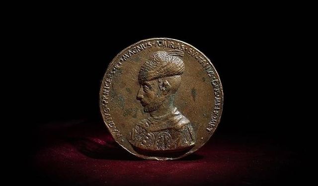 Fatih Sultan Mehmet'in madalyonu satışa çıkıyor