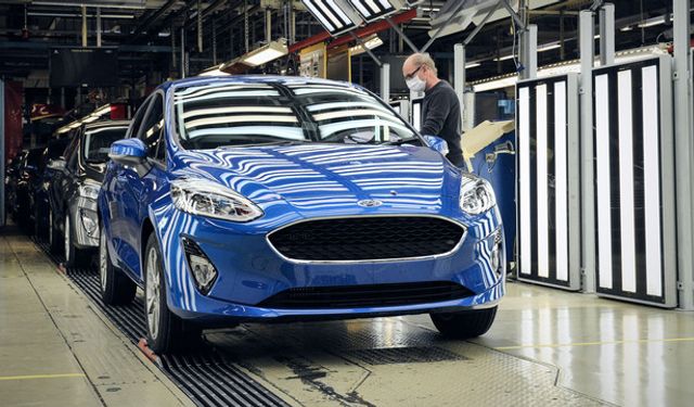 Almanya'daki Ford Focus fabrikası grev nedeniyle üretimi durdurdu