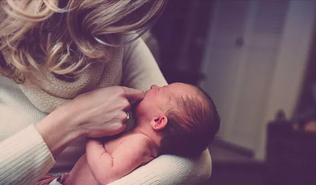 İnternette 100 bin liraya 'satılık bebek' ilanı: Ultrason fotoğrafını koydu