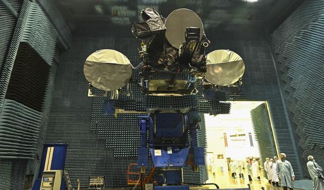 Test süreci tamamlanan Türksat 6A uydusu yola çıkıyor