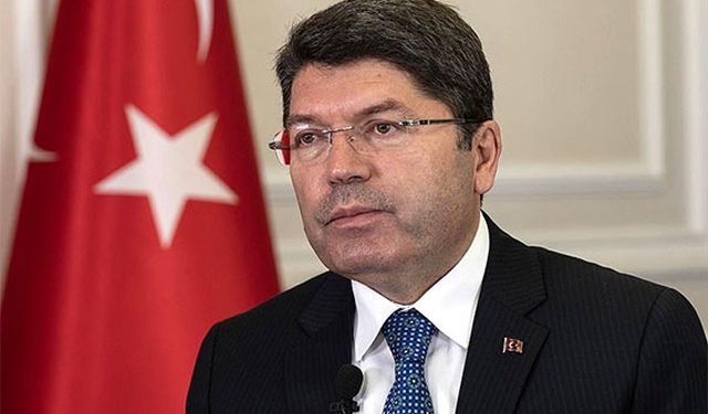 Adalet Bakanı Tunç, Kurban Bayramı namazını Bartın'da kıldı