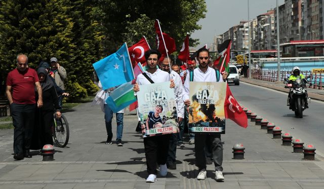Kayseri'de İsrail'i protesto için gerçekleştirilen "sessiz yürüyüş" 27. haftasında