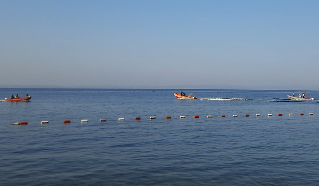 Armutlu'da denizde kaybolan 2 kişinin arama çalışmaları sürüyor