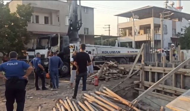 Elektrik direğine çarpan beton pompası alev aldı: 2 kişi yaralandı