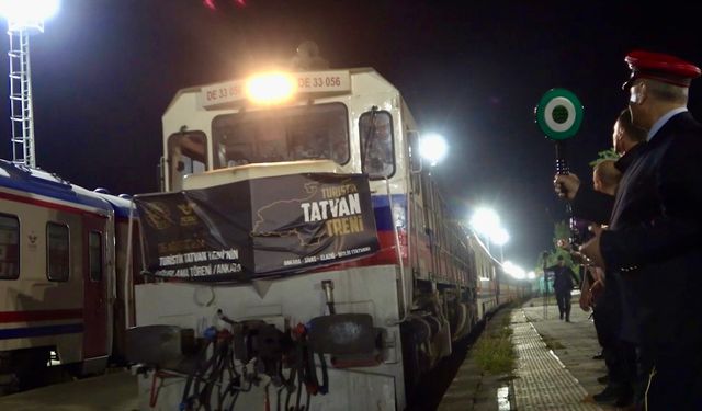 Turistik Tatvan Treni ikinci seferinde Tatvan’a ulaştı