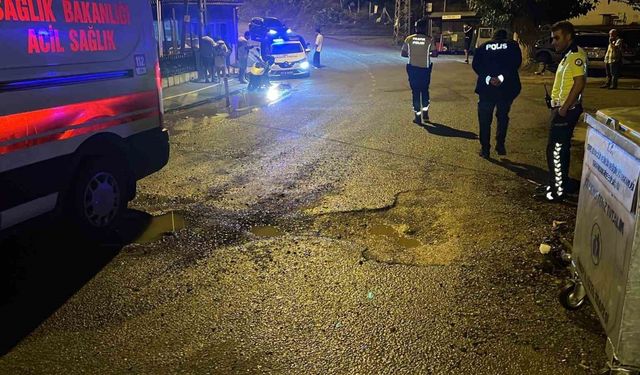 Yoldaki çukura giren motosikletli kaza yaptı: 1 yaralı