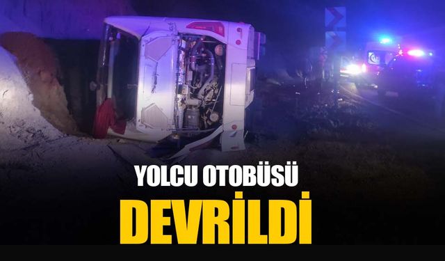 Yolcu otobüsü Burdur Bucak'ta şarampole devrildi