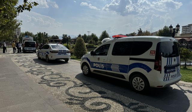 Gölette boğulma tehlikesi geçiren çocuk hastanede öldü