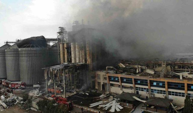 Oba Makarna fabrikasında patlama sonrası yangın çıktı: Soğutma çalışmaları sürüyor