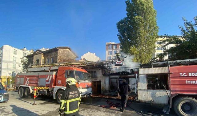 Bozüyük’te metruk binada yangın çıktı