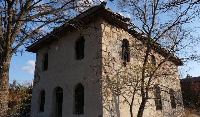 Ankara'da asırlık Yağlıpınar Camii harabeye döndü