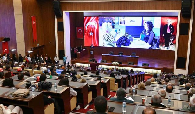 Ankara'da internet bağımlılığına dikkat çeken panel