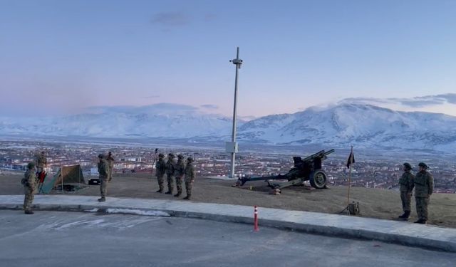 Erzincan’da ramazanda top atışı geleneği sürüyor