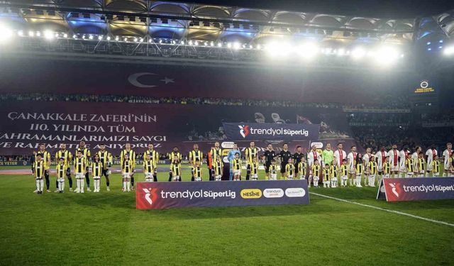 Fenerbahçe-Samsunspor maçında 18 Mart Çanakkale şehitleri anıldı