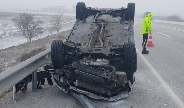 Konya Karapınar’da otomobil takla attı: 1 yaralı