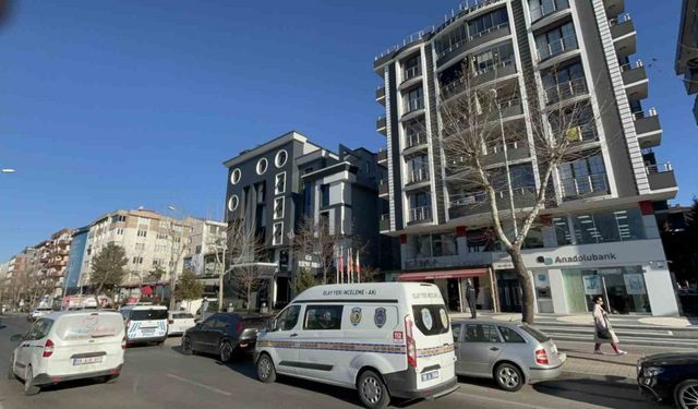 Tekirdağ Çorlu'da 5. kattan düşen yaşlı adam öldü