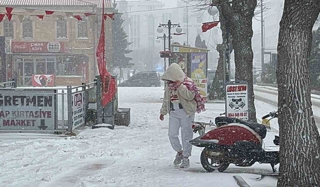 Yozgat’ta kar yağışı nedeniyle okullar tatil