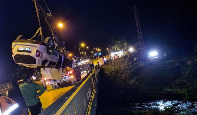 Amasya'da otomobil devrildi: 5 yaralı