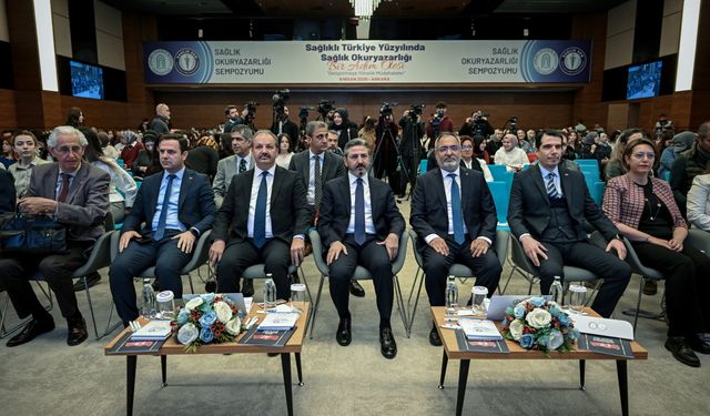Ankara'da "Sağlıklı Türkiye Yüzyılında Sağlık Okuryazarlığı Sempozyumu" düzenlendi