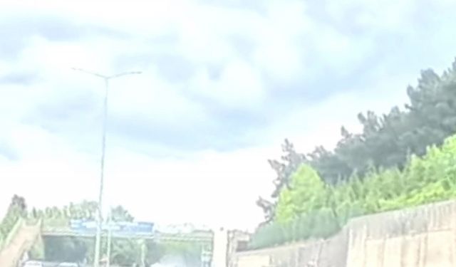 Gölcük D130 Karayolu’nda zincirleme kazada 3 kişi yaralandı