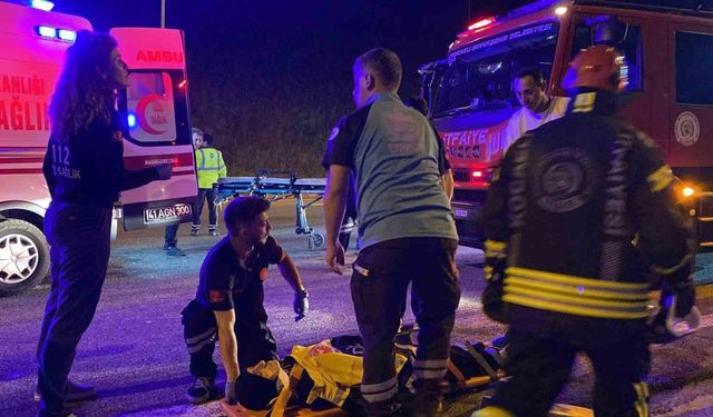 Kocaeli Kuzey Marmara’da feci kaza: 4’ü çocuk 12 yaralı