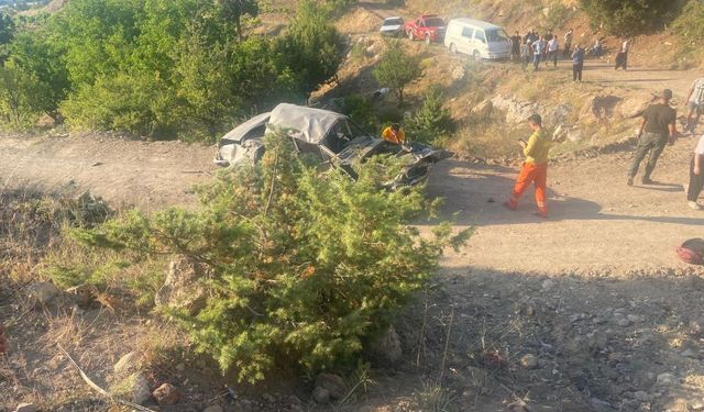 Adana Pozantı'da feci kazada otomobil uçuruma yuvarlandı: Ölü ve çok sayıda yaralı var