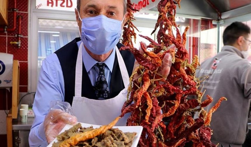 Edirne'nin tescilli lezzeti 'tava ciğer' iftar sofralarına lezzet katıyor