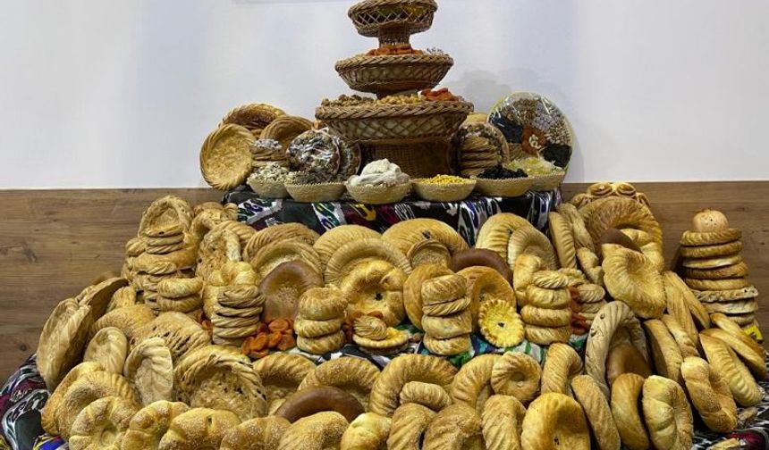 Özbek ekmekleri artık Kumkapı’da tezgahları süslüyor