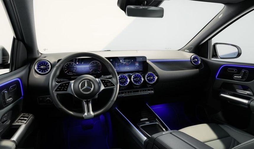 Yeni Mercedes-Benz B-Serisi Türkiye'de görücüye çıktı