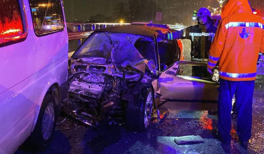 Kocaeli'de zincirleme trafik kazası! 1 ölü 5 yaralı