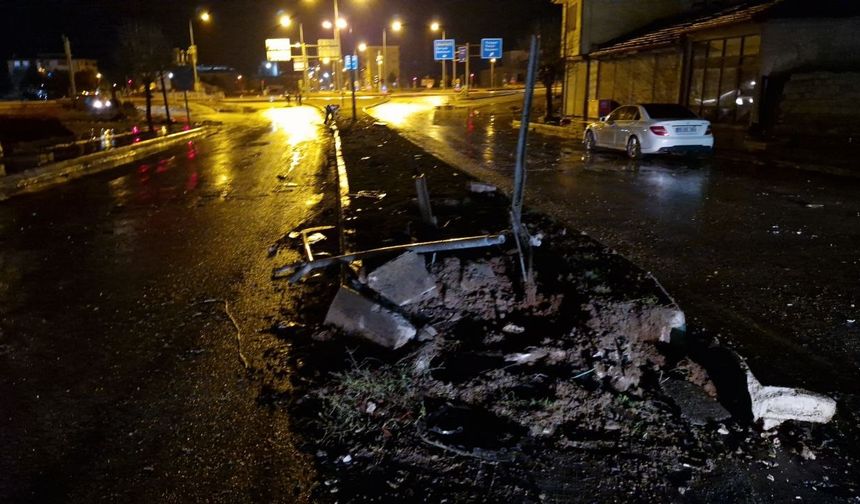 Alaca’da korkunç kaza: Cip alev topuna döndü