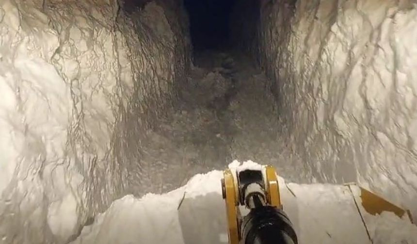 Bingöl'de kar kalınlığı 4 metreyi aştı-İzle