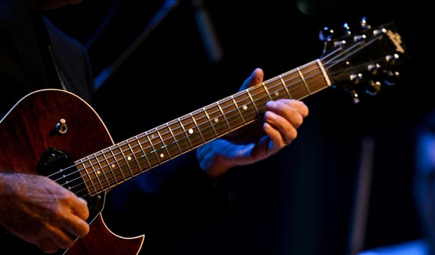 İsveçli gitarist Yngwie Malmsteen, 21 yıl aradan sonra Türkiye'de sahne alacak