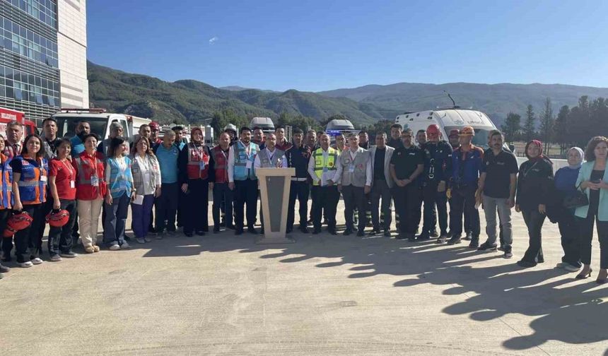 Osmaniye Devlet Hastanesi’nde deprem tatbikatı yapıldı