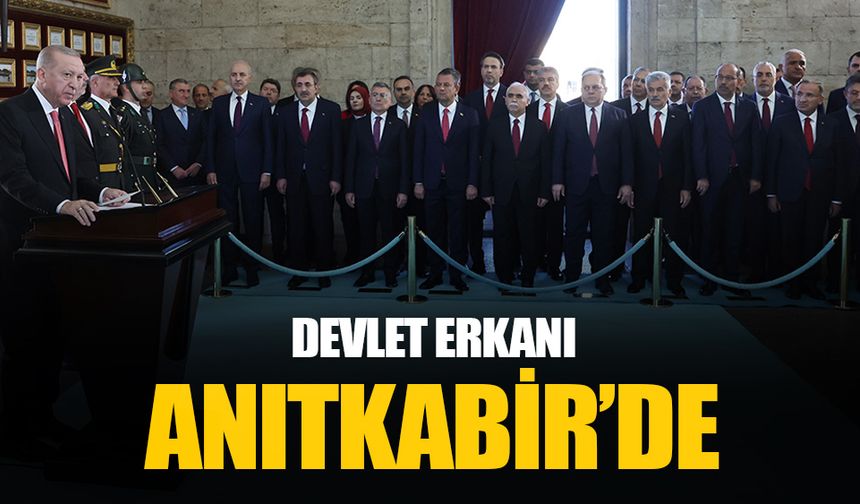 Erdoğan başkanlığındaki devlet erkanı Anıtkabir’de