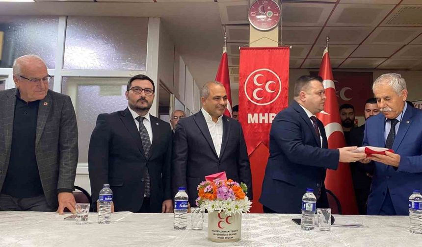 Alaşehir MHP’de yeni başkan Atılgan oldu