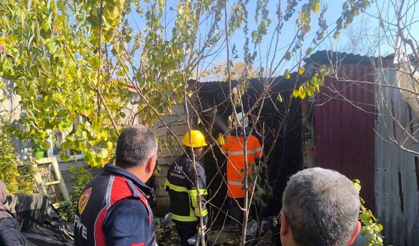 Iğdır’da tandırda çıkan yangın kısa sürede söndürüldü