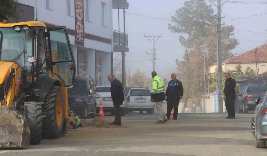 Kazı sırasında doğalgaz borusu patladı