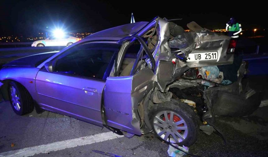 Kırıkkale’de ambulans otomobille çarpıştı: 1 ölü 5 yaralı