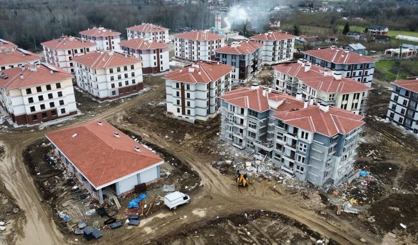 Konutları teslim almayanların hak sahipliği sona erecek