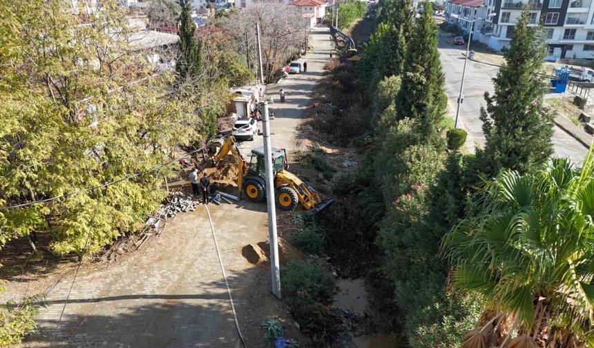 Nazilli’de dere yatakları temizleniyor