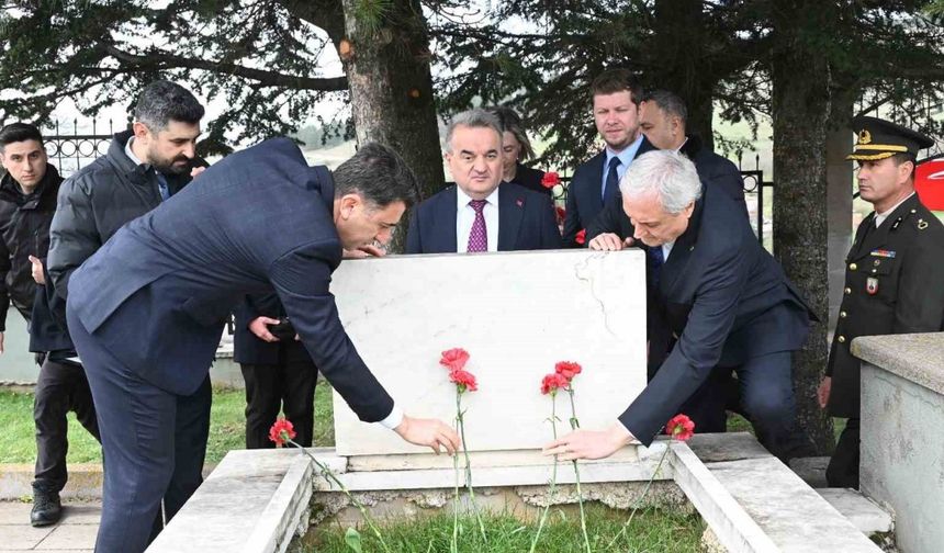 İkinci İnönü Zaferi’nin 104. yıl dönümünde Şehitlik’te anma programı