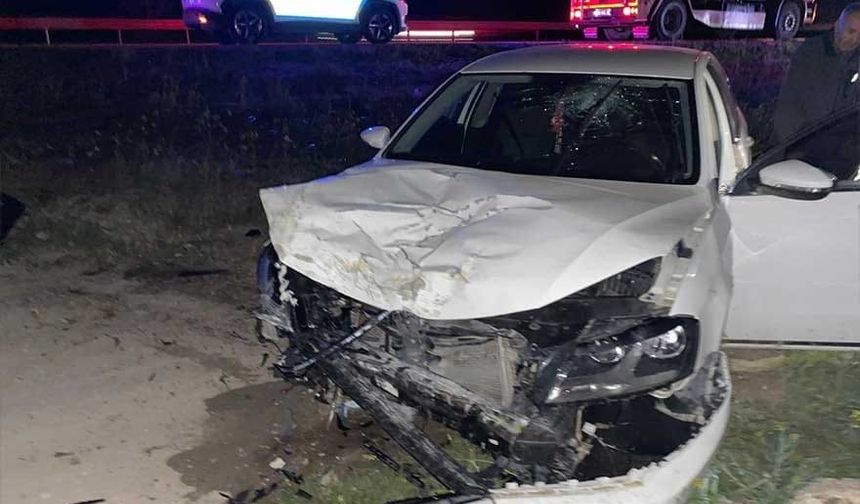 Konya’da feci kaza: Altınekin'de otomobiller çarpıştı: 2 ölü 4 yaralı