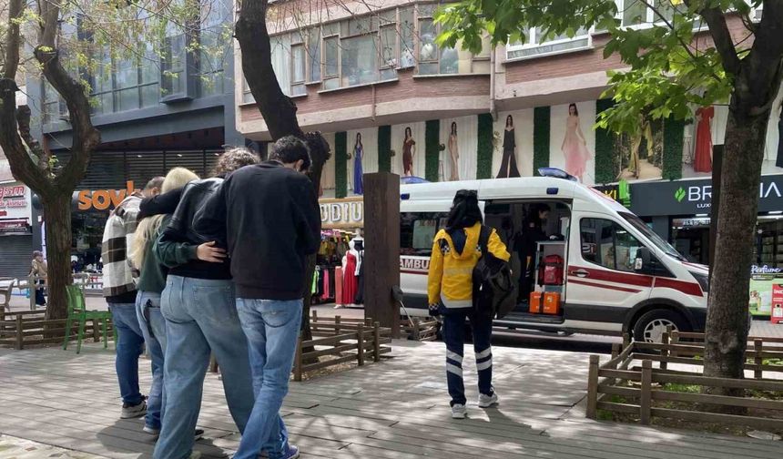 Eskişehir’de mağazada yere düşen kadın yaralandı