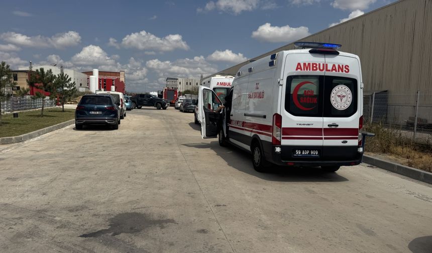 Tekirdağ Ergene'de fabrikada meydana gelen patlamada 2 işçi öldü