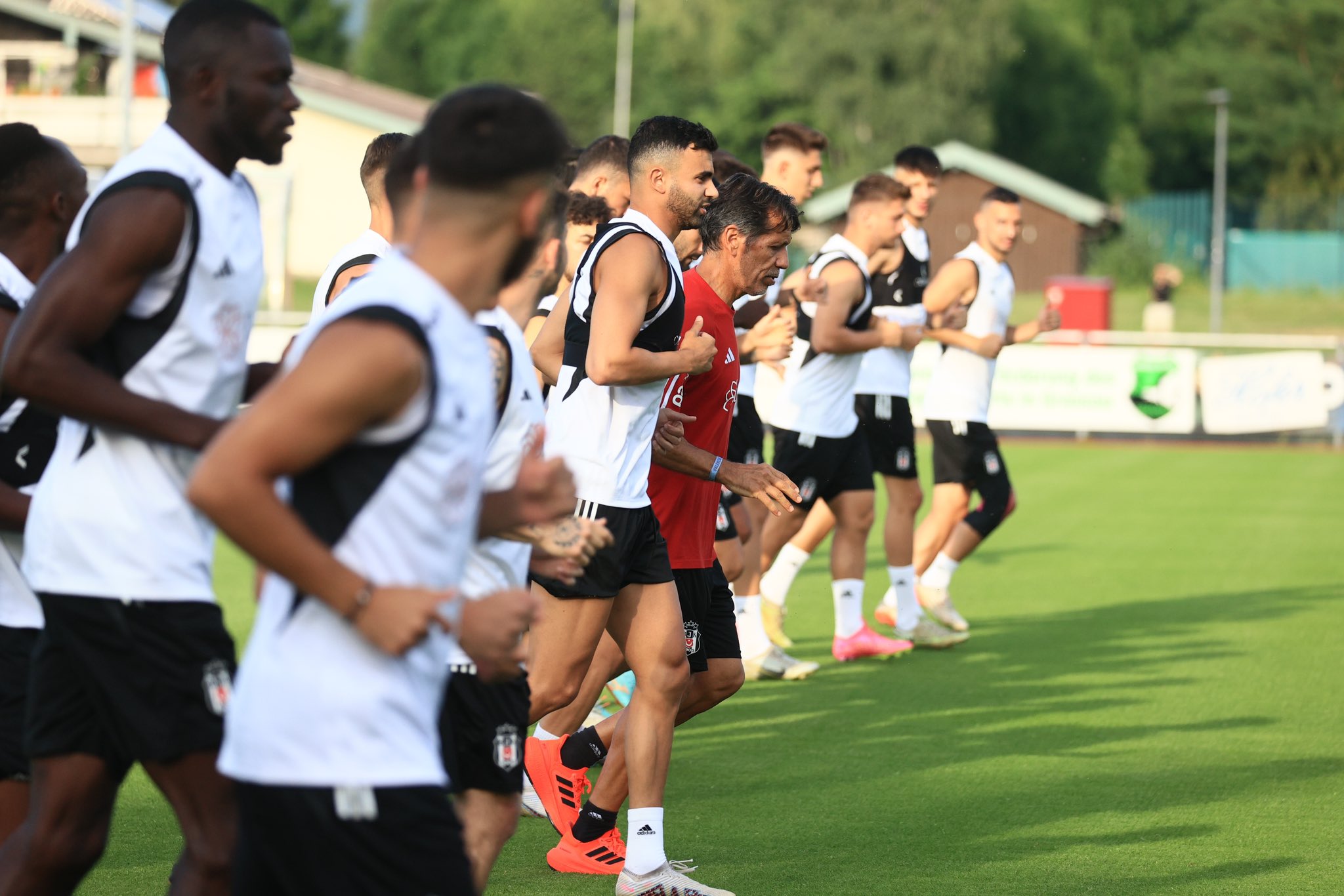 Beşiktaş'ın ilk sezon öncesi antrenmanı