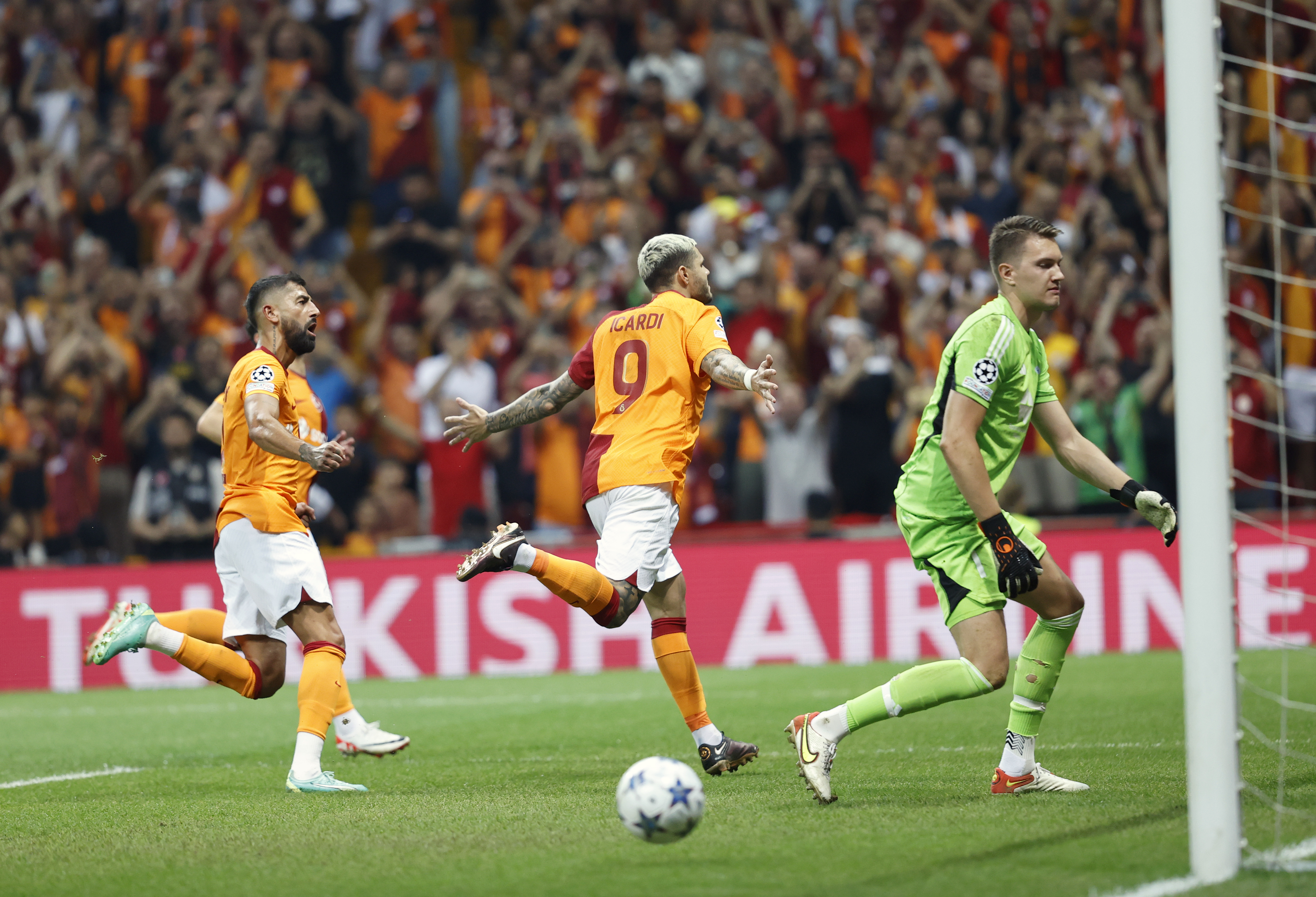AA-20230829-32023404-32023395-GALATASARAY_MOLDE