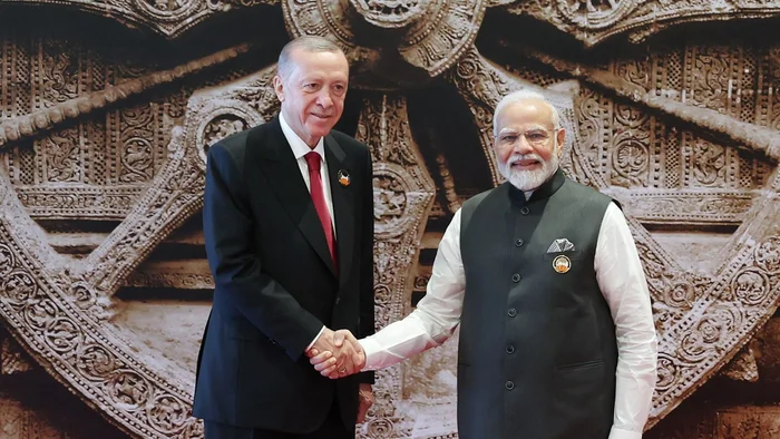 erdogan-6-JTaQ.jpg