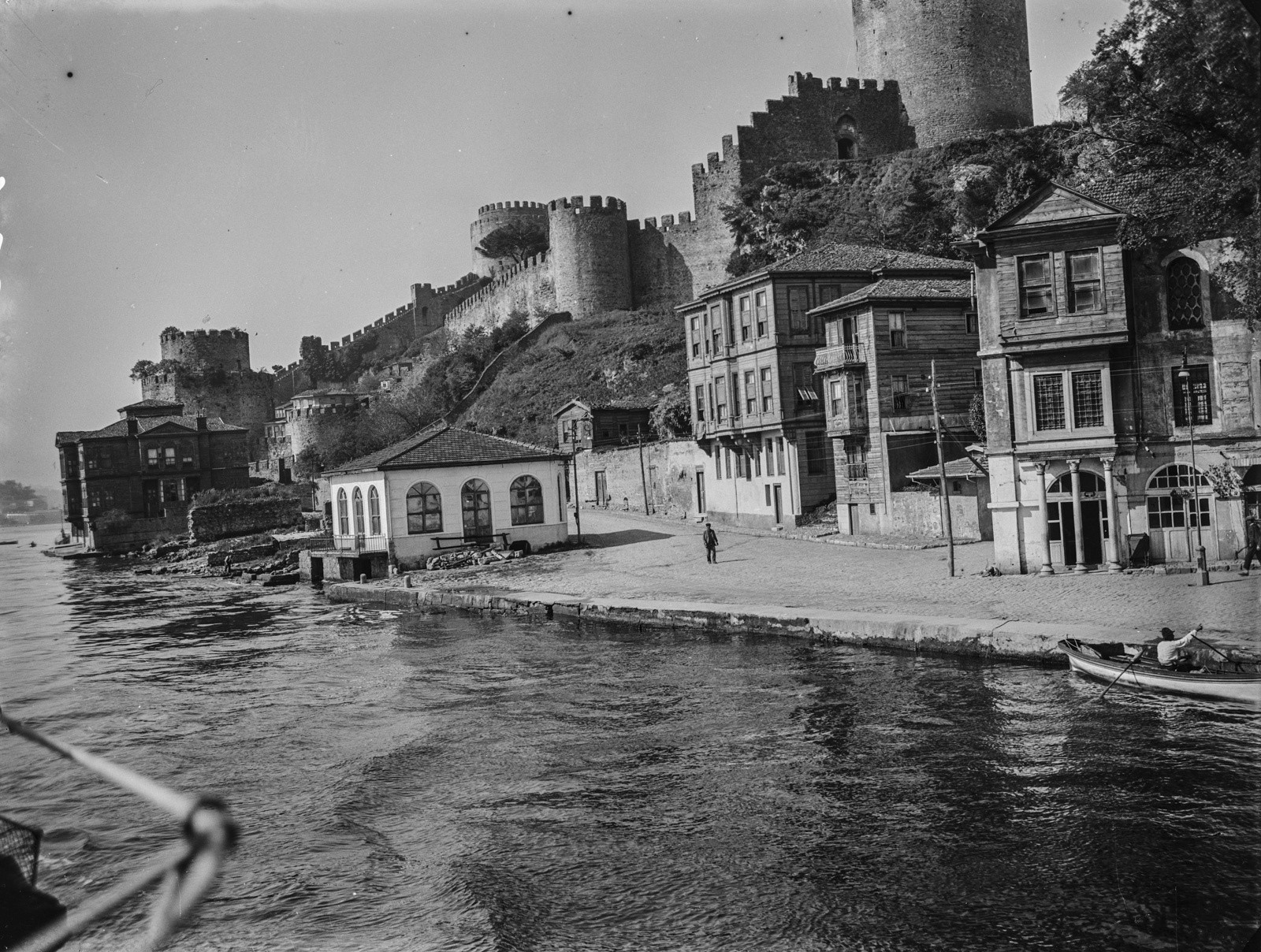 rumeli-hisari-1930-nvm4