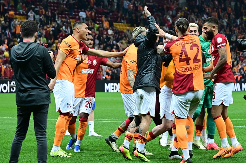 Galatasaray 1-11